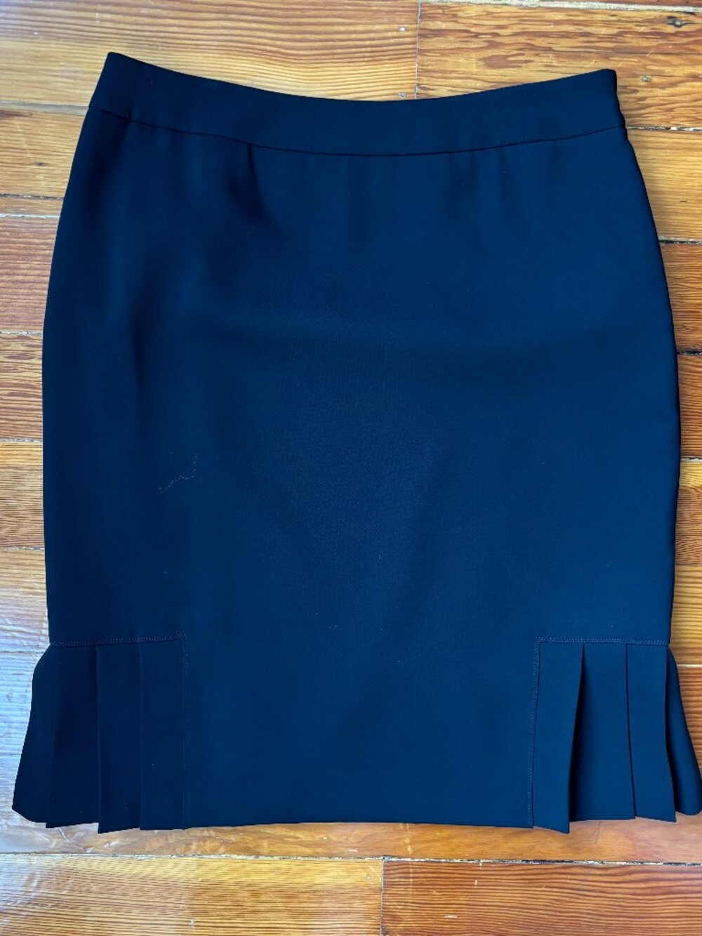 90s Vintage Coquette Minimalist Pleat Knee Length Skirt SIZE 8